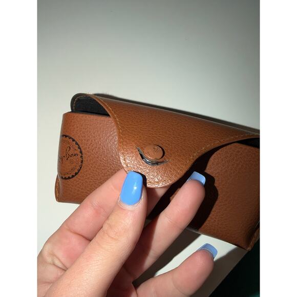 Ray-Ban Wayfarer sunglasses New with Case